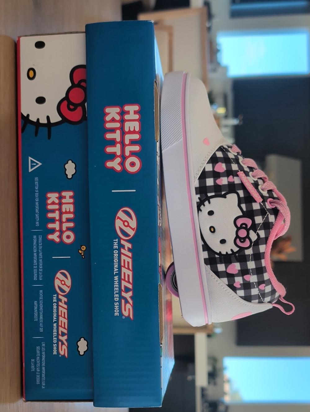 Heelys Kids Hello Kitty Black, White & Pink Wheel Sneaker